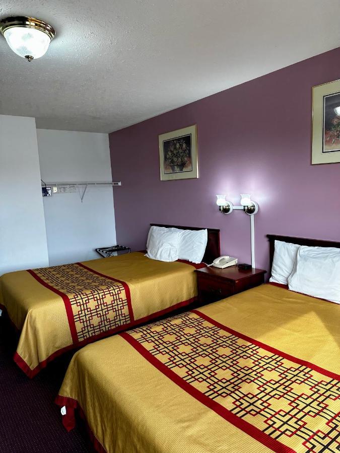 Attica Inn Экстерьер фото